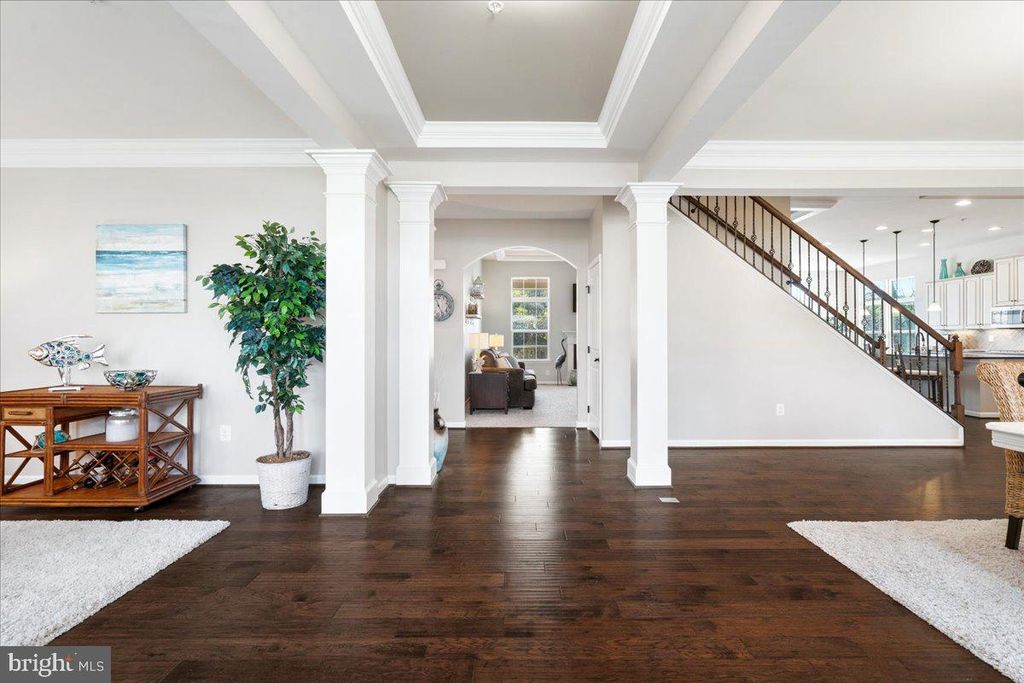 Image 5 of property listing at 9807 ACCIPITER CT, New Market, MD 21774