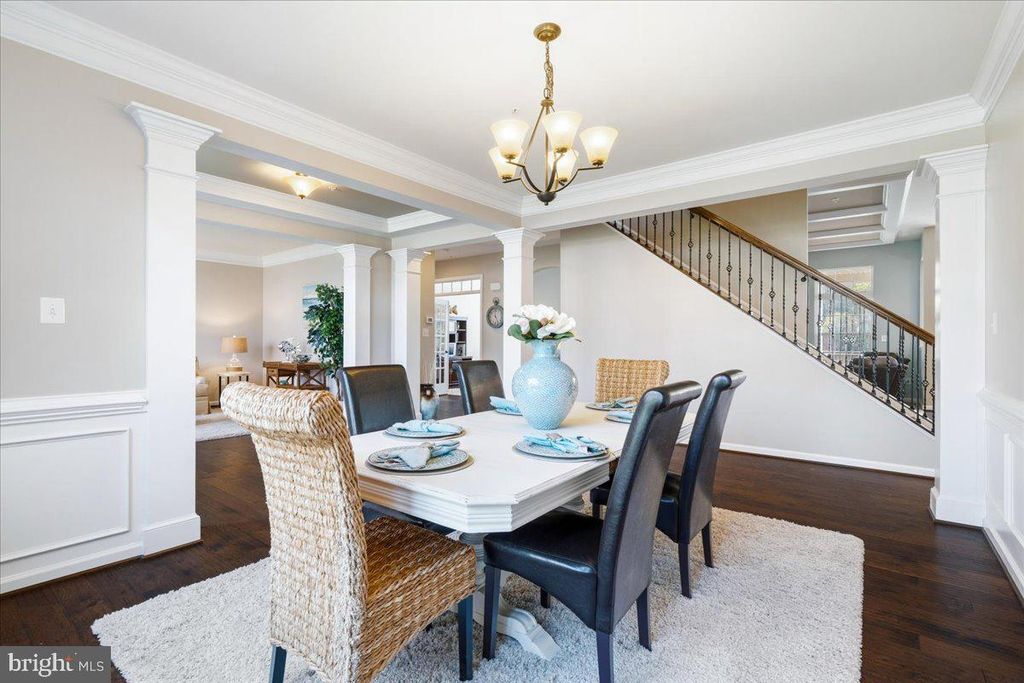 Image 8 of property listing at 9807 ACCIPITER CT, New Market, MD 21774