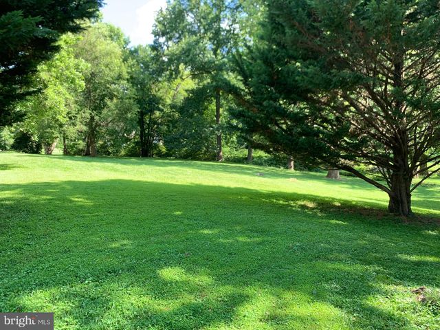 21430 SWOPE RD, Boonsboro, MD 21713