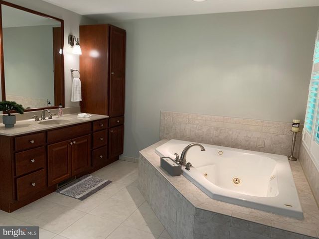 21430 SWOPE RD, Boonsboro, MD 21713