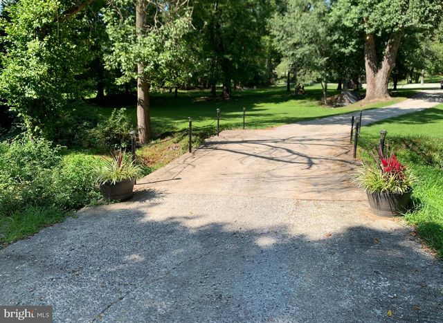 21430 SWOPE RD, Boonsboro, MD 21713