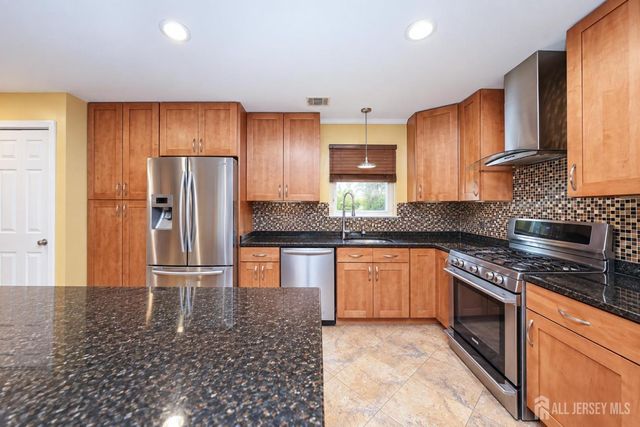 987 Bennetts Mills Road, Jackson, NJ 08527
