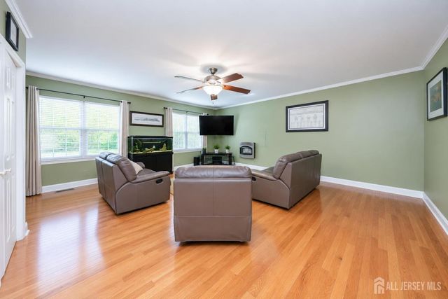 987 Bennetts Mills Road, Jackson, NJ 08527
