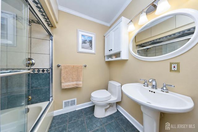987 Bennetts Mills Road, Jackson, NJ 08527