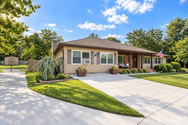 987 Bennetts Mills Road, Jackson, NJ 08527
