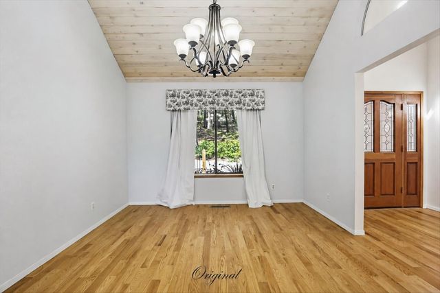13031 Cedar Crest Ln, Grass Valley, CA 95945