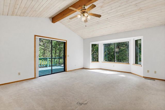 13031 Cedar Crest Ln, Grass Valley, CA 95945