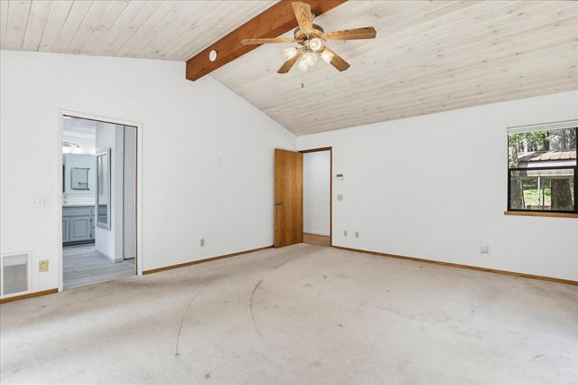 13031 Cedar Crest Ln, Grass Valley, CA 95945