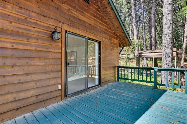 13031 Cedar Crest Ln, Grass Valley, CA 95945