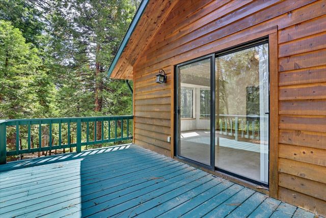 13031 Cedar Crest Ln, Grass Valley, CA 95945