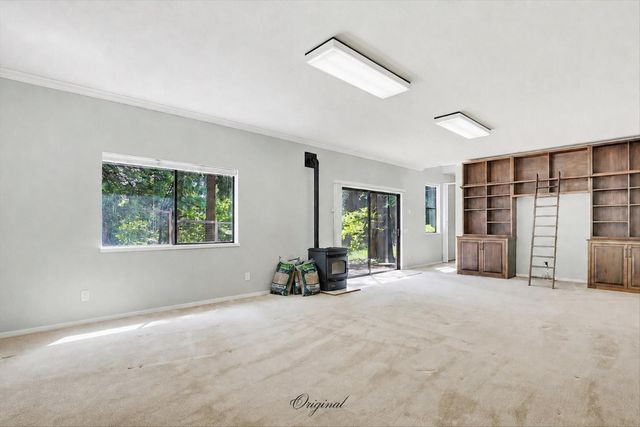 13031 Cedar Crest Ln, Grass Valley, CA 95945