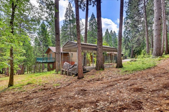 13031 Cedar Crest Ln, Grass Valley, CA 95945