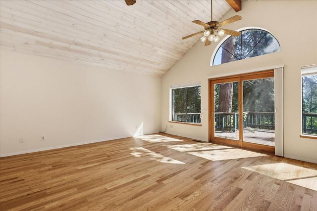 13031 Cedar Crest Ln, Grass Valley, CA 95945
