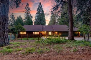 13031 Cedar Crest Ln, Grass Valley, CA 95945