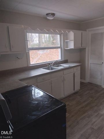 214 Cedar Street, Eden, NC 27288