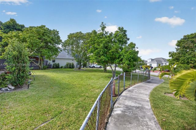 15401 SW 144th Avenue, Miami, FL 33177