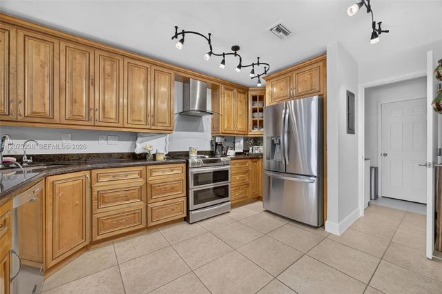 15401 SW 144th Avenue, Miami, FL 33177