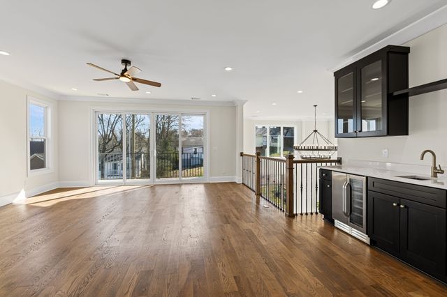 341 Chamberlin St, Nashville, TN 37209
