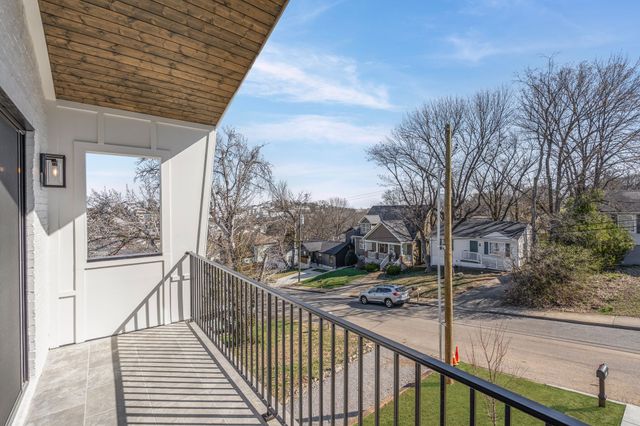 341 Chamberlin St, Nashville, TN 37209