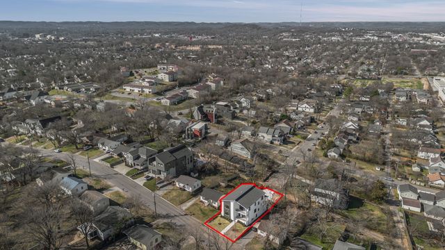 341 Chamberlin St, Nashville, TN 37209