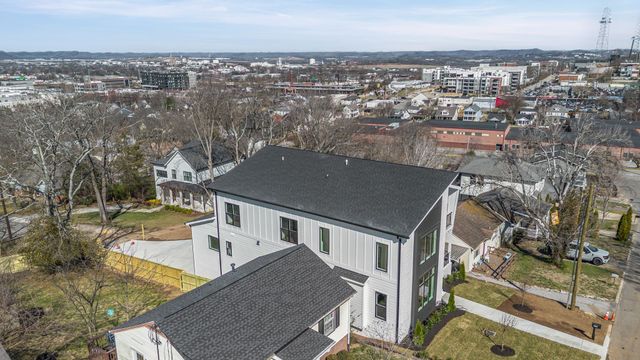 341 Chamberlin St, Nashville, TN 37209