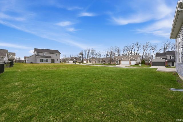 2085 Lindenwood Avenue, Warsaw, IN 46580