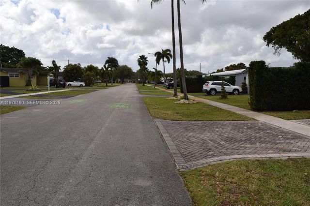 5317 Van Buren Street, Hollywood, FL 33021