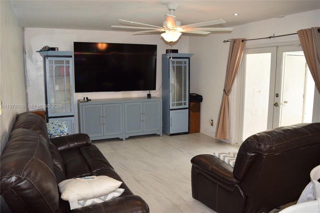 5317 Van Buren Street, Hollywood, FL 33021