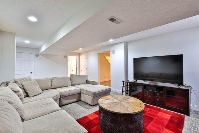 9181 Withers Lane, Symmes Twp, OH 45242