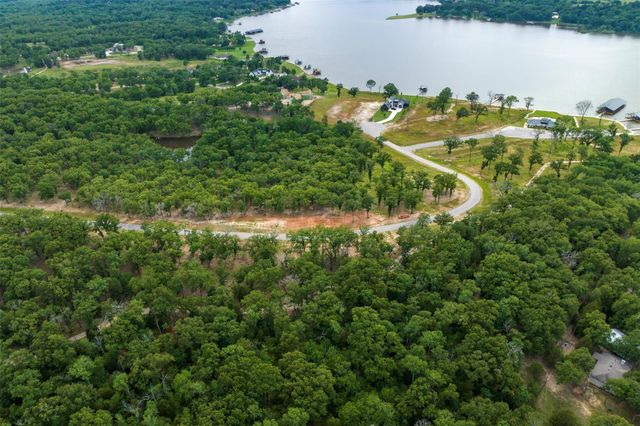 7004 Lakeshore Way, Eustace, TX 75124