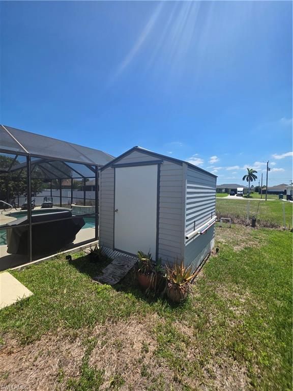 Image 37 of property listing at 410 NW 11th TER, Cape Coral, FL 33993