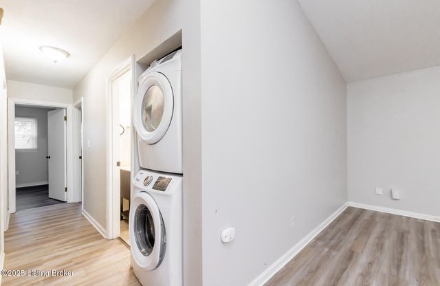 2810 Englewood Ave, Louisville, KY 40220