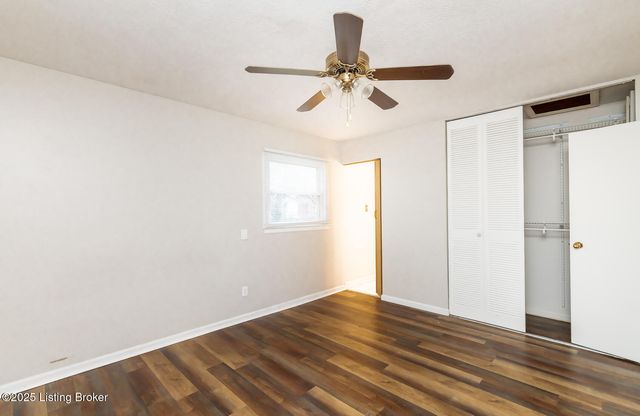 2810 Englewood Ave, Louisville, KY 40220