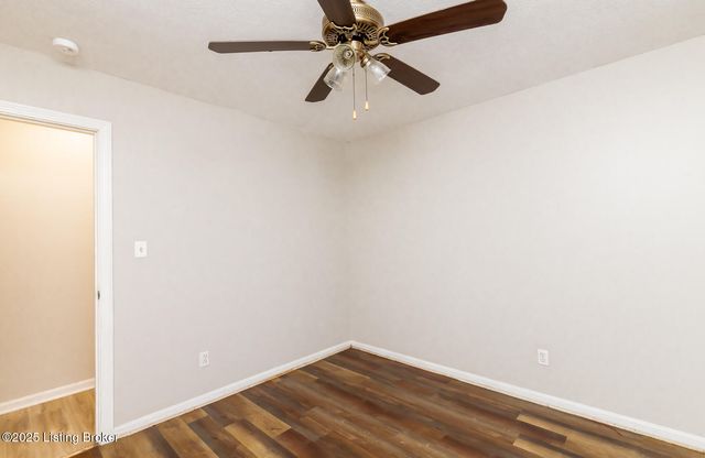 2810 Englewood Ave, Louisville, KY 40220