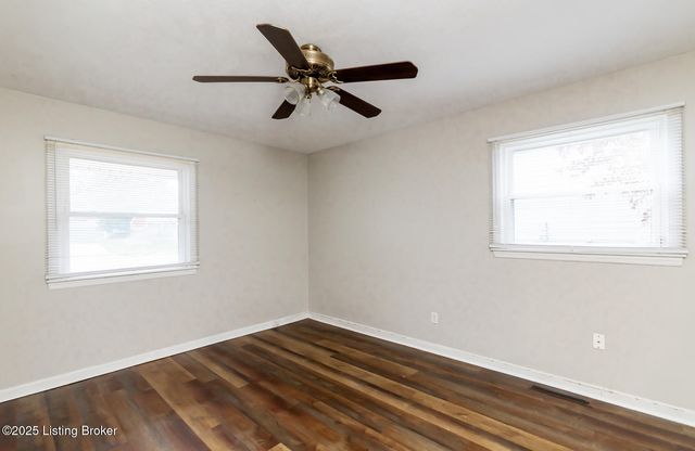 2810 Englewood Ave, Louisville, KY 40220