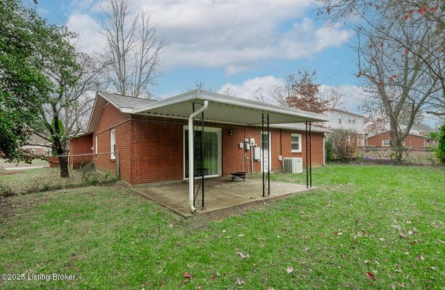 2810 Englewood Ave, Louisville, KY 40220