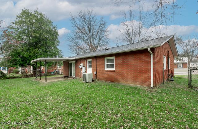 2810 Englewood Ave, Louisville, KY 40220