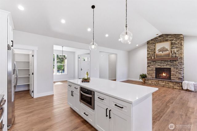 123 Cedar Drive, Chehalis, WA 98532
