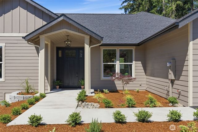 123 Cedar Drive, Chehalis, WA 98532