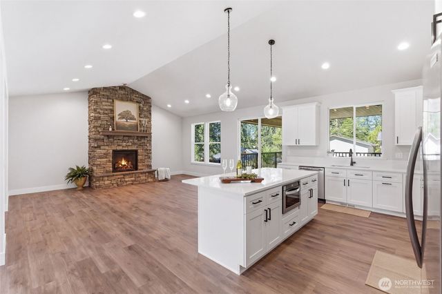 123 Cedar Drive, Chehalis, WA 98532