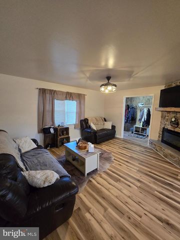 70 KATHYS LN, Hedgesville, WV 25427