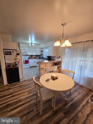 70 KATHYS LN, Hedgesville, WV 25427