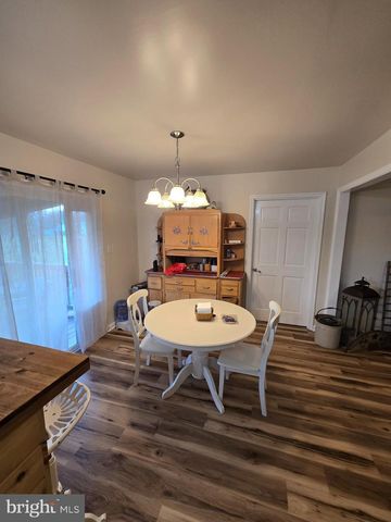 70 KATHYS LN, Hedgesville, WV 25427