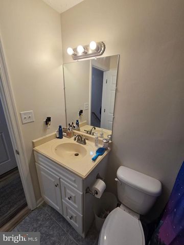 70 KATHYS LN, Hedgesville, WV 25427