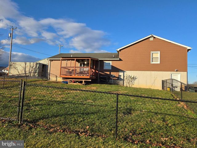 70 KATHYS LN, Hedgesville, WV 25427