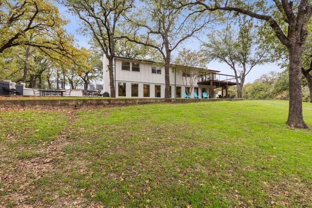 7342 Briar Road, Azle, TX 76020
