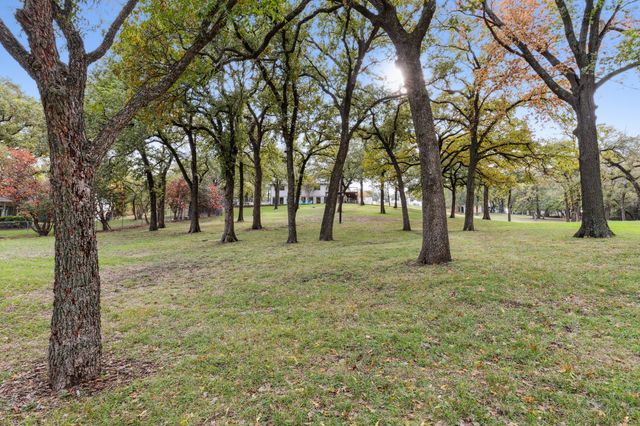 7342 Briar Road, Azle, TX 76020