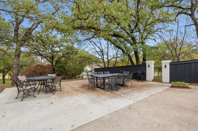 7342 Briar Road, Azle, TX 76020