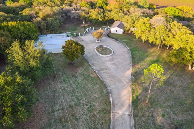 7342 Briar Road, Azle, TX 76020