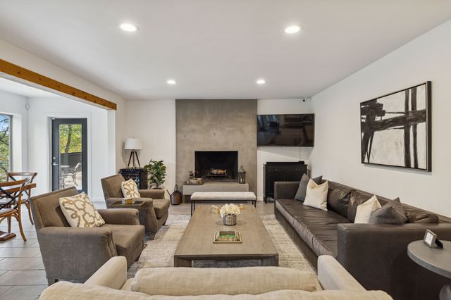 7342 Briar Road, Azle, TX 76020